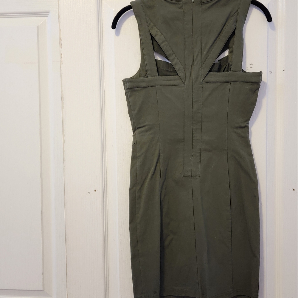 Cutout Caged Dress - Picture 3 of 5